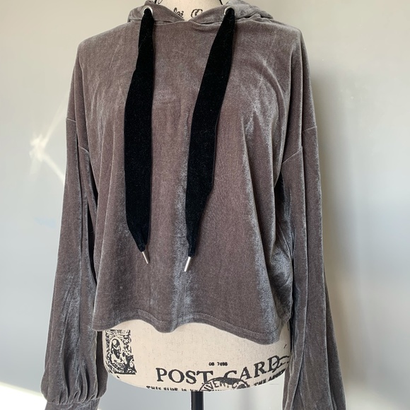 Zara Sweater - Picture 4 of 4